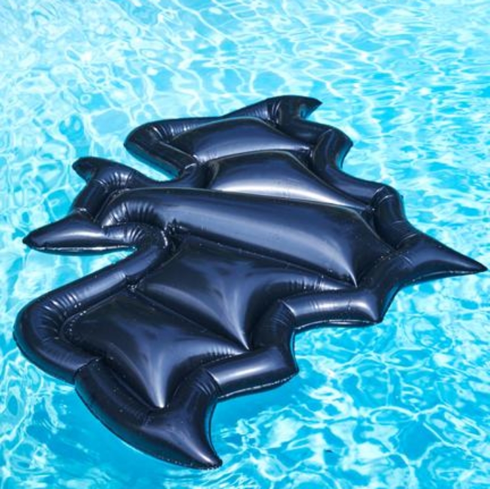 Bat pool float